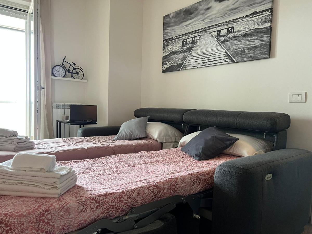 Residenze Ohana Φιουμιτσίνο Εξωτερικό φωτογραφία